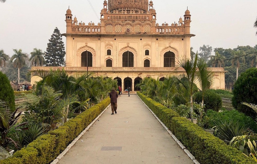 Imambada Gulab Bari - Tomb of Shuja-ud-daula